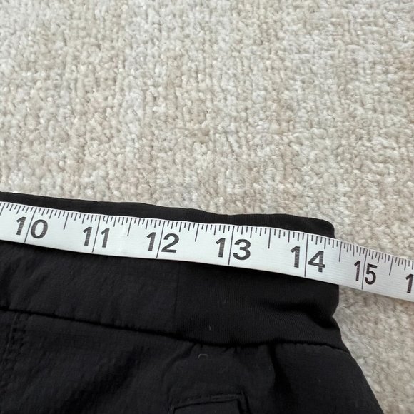 Athleta Trekkie Hiking Shorts 4 Black - Picture 7 of 10